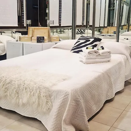 Del Currante Konukevi